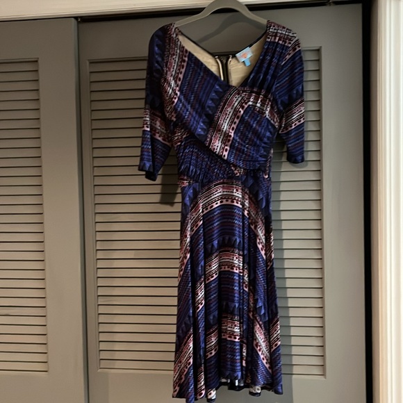 Patterned Dress - Picture 1 of 7